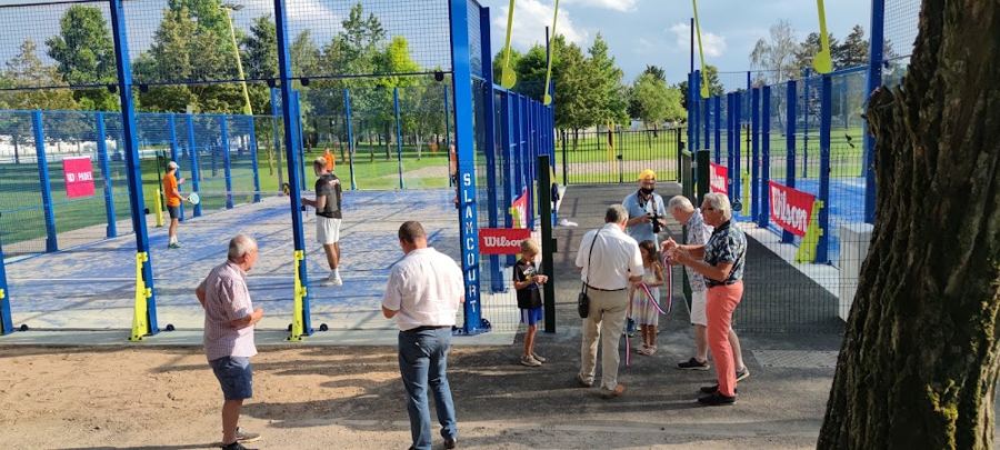 Tennis Club